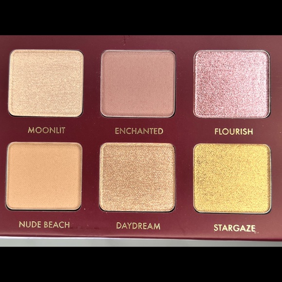 New Wander Beauty Wanderess™ Escape Eyeshadow Palette - Picture 4 of 9